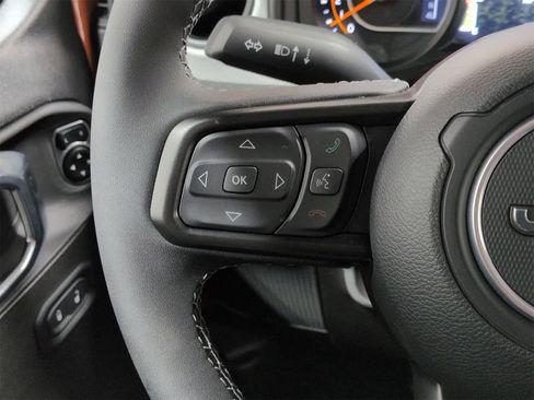 Used 2025 Jeep Wrangler Sport S image 24