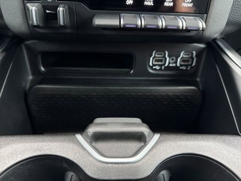 Used 2022 RAM 1500 Big Horn image 27