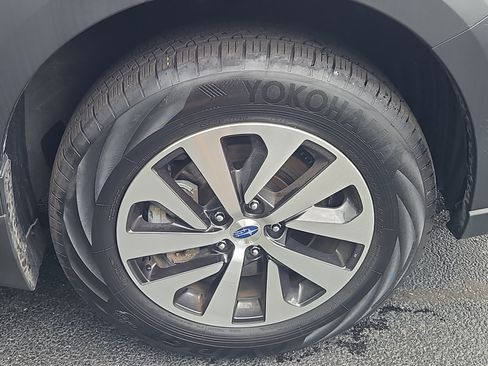 Certified 2025 Subaru Outback Premium AWD/4WD image 26