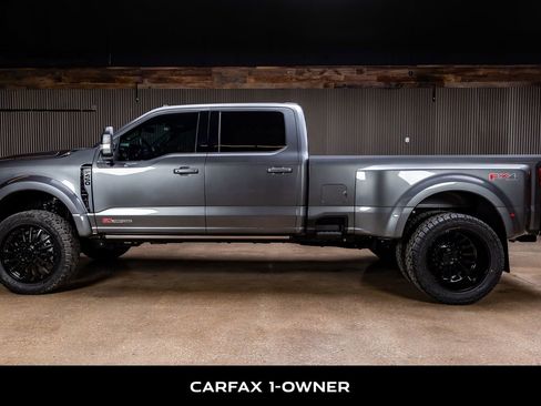 Used 2026 Ford F450 Platinum w/ FX4 Off-Road Package image 5