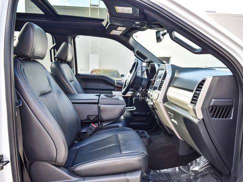 Used 2022 Ford F350 Lariat w/ FX4 Off-Road Package image 15