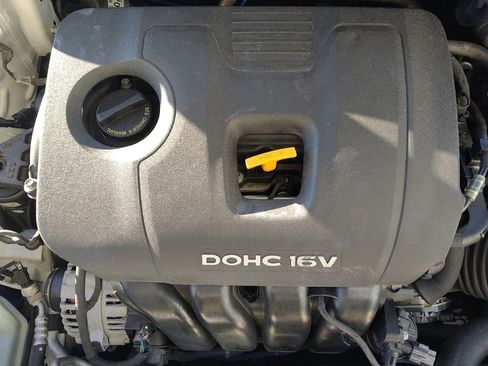 Used 2017 Kia Forte LX FWD image 30