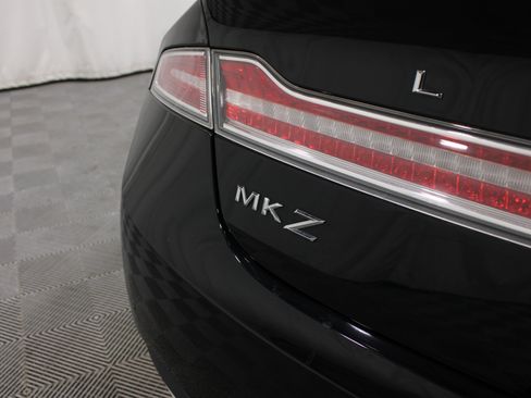 Used 2017 Lincoln MKZ Select w/ Climate Package FWD image 27