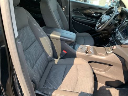 Certified 2023 GMC Terrain SLE w/ Elevation Edition AWD/4WD image 10