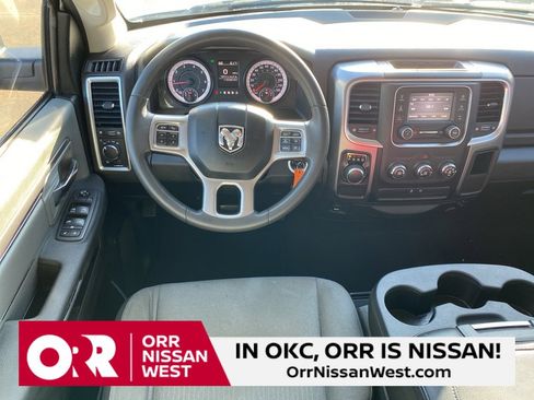 Used 2021 RAM 1500 Classic SLT image 20