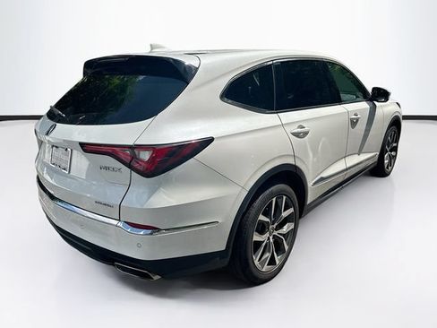 Used 2024 Acura MDX SH-AWD w/ Technology Package image 10