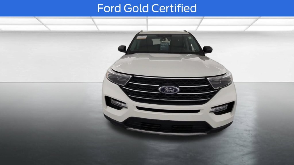 Certified 2024 Ford Explorer XLT w/ Equipment Group 202A AWD/4WD image 2