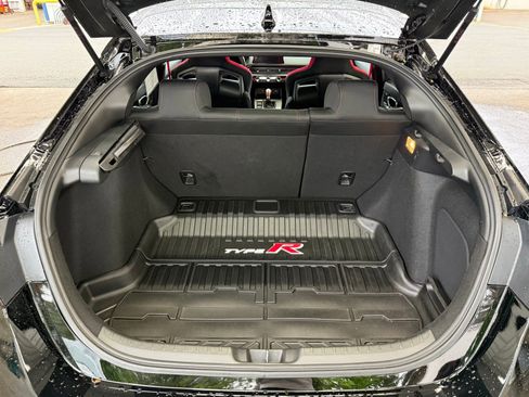 Used 2024 Honda Civic Type R image 7
