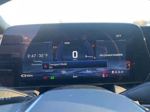 New 2026 Chevrolet Equinox EV LT image 32