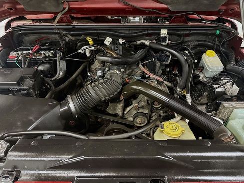 Used 2009 Jeep Wrangler Unlimited Sahara image 32