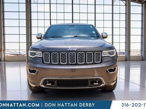 Used 2021 Jeep Grand Cherokee Overland AWD/4WD image 29