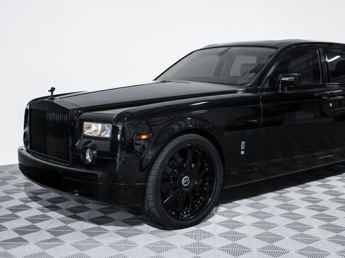Used 2006 Rolls-Royce Phantom Sedan image 16