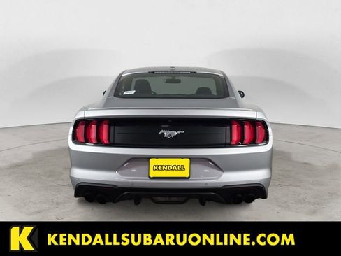 Used 2019 Ford Mustang Premium image 4