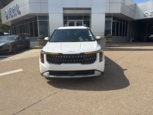 New 2026 Kia Carnival LX image 2