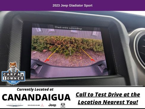 Used 2023 Jeep Gladiator Sport AWD/4WD image 21