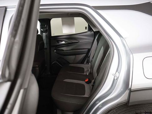 Used 2023 Chevrolet TrailBlazer LT w/ Convenience Package AWD/4WD image 28