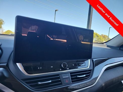 New 2025 Nissan Altima 2.5 SR w/ SR Premium Package FWD image 25