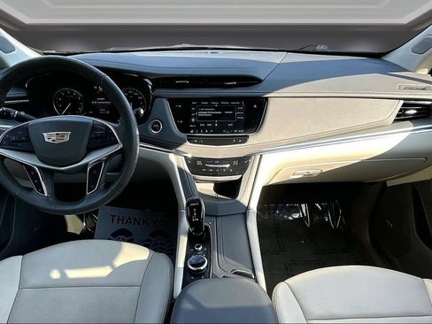 Certified 2024 Cadillac XT5 Premium Luxury w/ LPO, Floor Liner Package AWD/4WD image 7