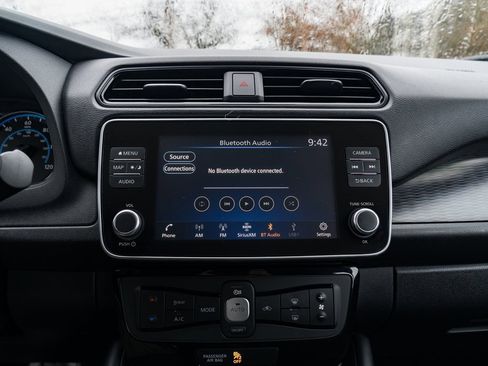 Used 2023 Nissan Leaf SV Plus image 13