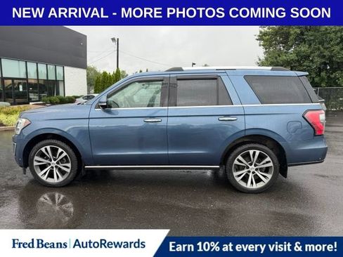 Used 2018 Ford Expedition Limited w/ Equipment Group 302A AWD/4WD image 4