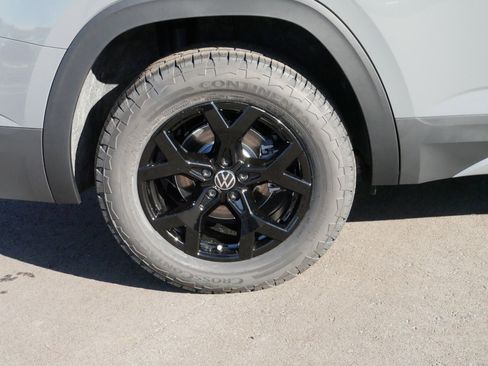 New 2026 Volkswagen Atlas Peak Edition AWD/4WD image 5