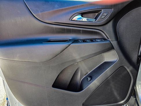 Certified 2024 Chevrolet Equinox LT w/ LPO, Floor Liner Package image 10