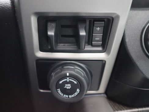 Used 2020 Ford F350 Lariat image 35