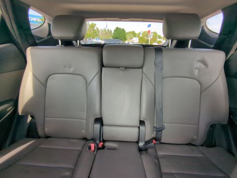 Used 2015 Hyundai Santa Fe Sport w/ Option Group 04 FWD image 21