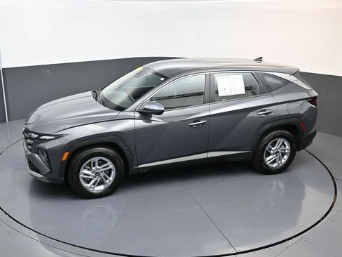 Used 2026 Hyundai Tucson SE FWD image 19