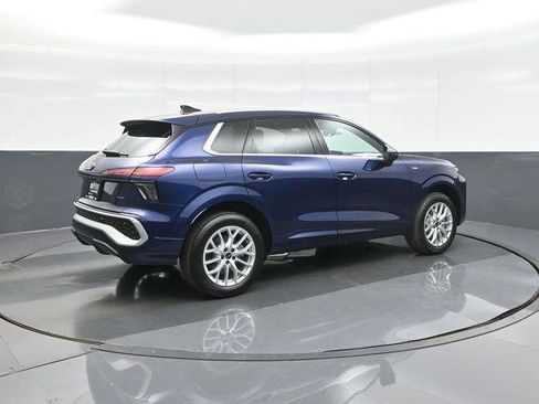 New 2026 Audi Q3 quattro 2.0T AWD/4WD image 7