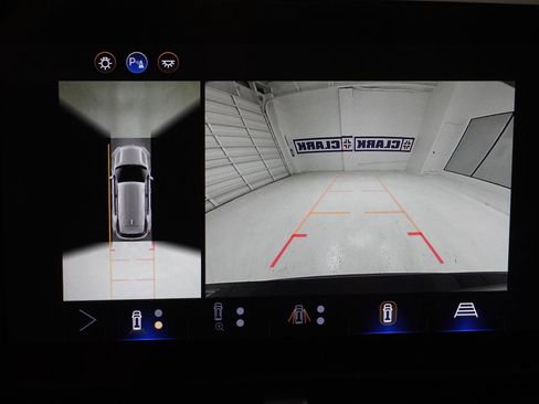New 2026 Chevrolet Equinox RS w/ Convenience Package III FWD image 30