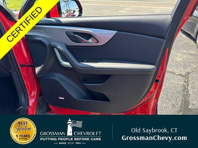 Used 2025 Chevrolet Blazer LT w/ Sound & Technology Package AWD/4WD image 27