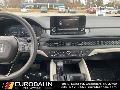 Used 2024 Honda Accord EX image 15