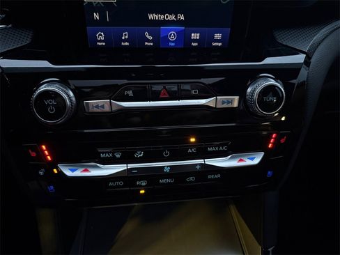 Used 2022 Ford Explorer ST w/ Equipment Group 401A image 28