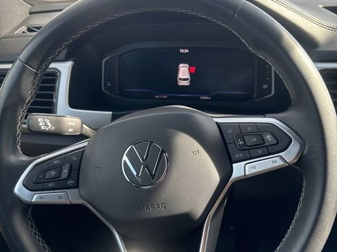 Used 2022 Volkswagen Atlas Cross Sport SE image 12