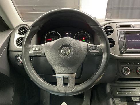 Used 2017 Volkswagen Tiguan Wolfsburg Edition image 16