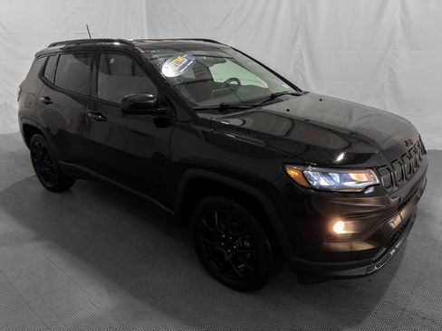 Used 2022 Jeep Compass Altitude w/ Convenience Group image 10