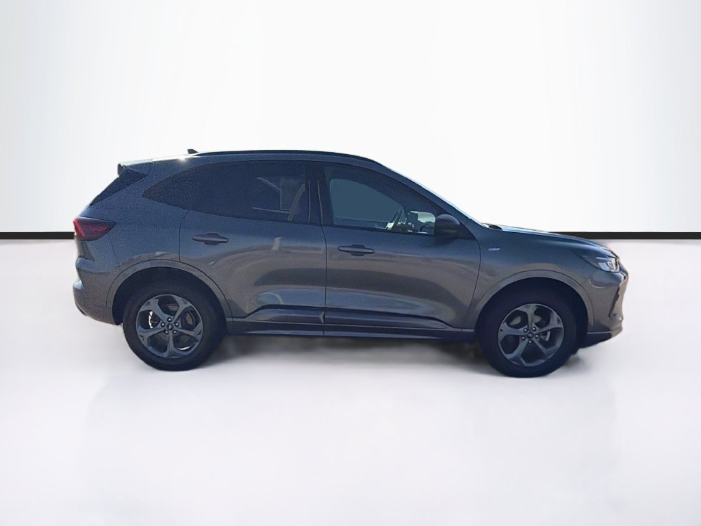 Used 2024 Ford Escape ST-Line w/ Tech Pack #1 AWD/4WD image 4