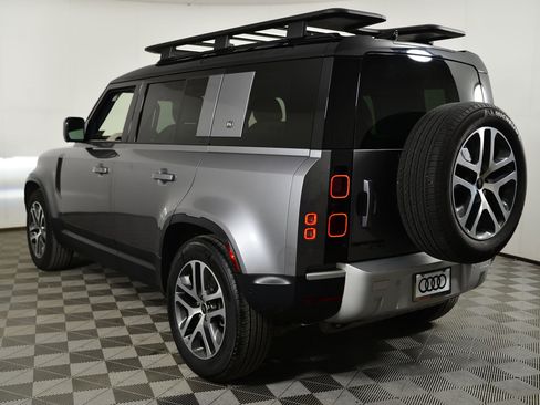 Used 2020 Land Rover Defender 110 SE AWD/4WD image 3