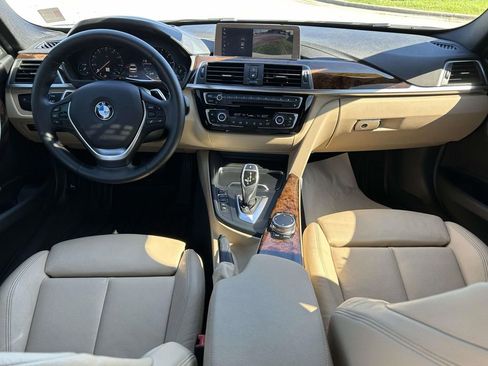 Used 2018 BMW 340i Sedan RWD image 12