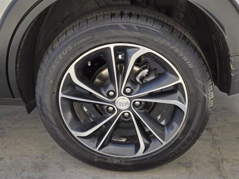 Used 2021 Buick Encore GX Select image 9
