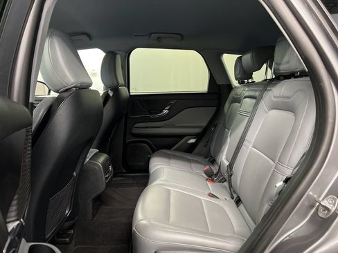 Used 2022 Lincoln Corsair AWD w/ Equipment Group 101A image 32