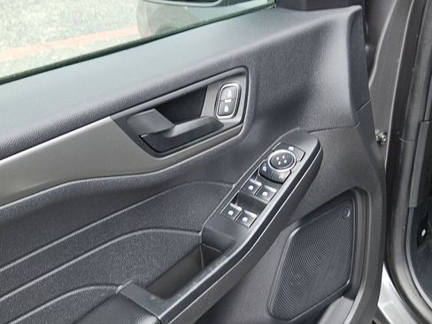 Used 2025 Ford Escape Active AWD/4WD image 15
