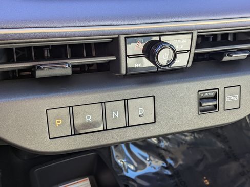 New 2026 Nissan Leaf SV+ w/ Floor Mat Package (SV+) image 15