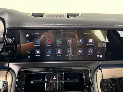 New 2025 Porsche Panamera image 30