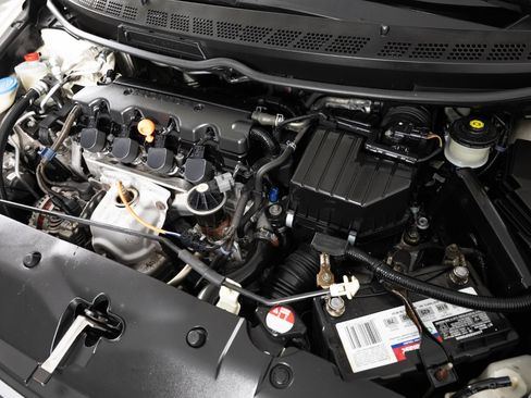 Used 2010 Honda Civic LX image 38