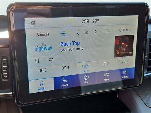 Used 2022 Ford Explorer XLT w/ Equipment Group 202A image 31