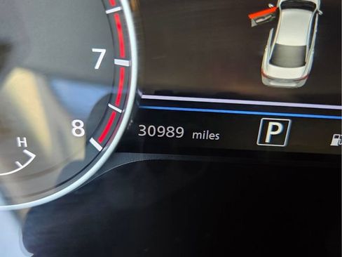 Used 2022 Nissan Sentra SV FWD image 31