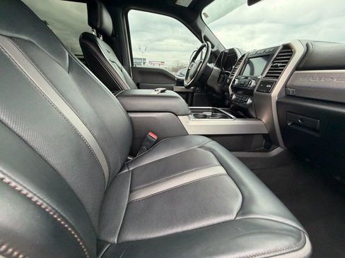 Used 2020 Ford F250 Platinum image 20