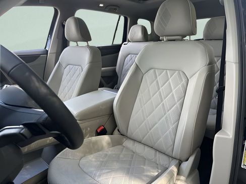 New 2026 Volkswagen Atlas SEL Premium R-Line image 11